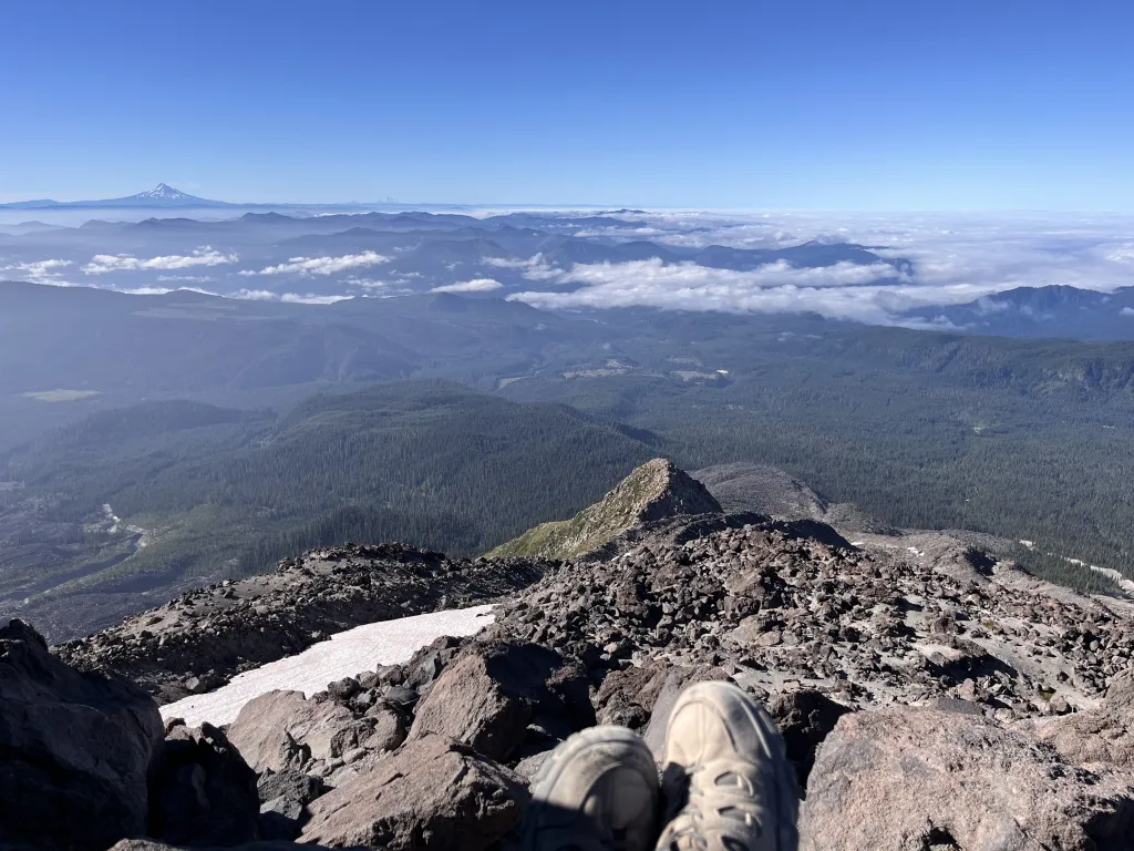 Horizon & Low Clouds